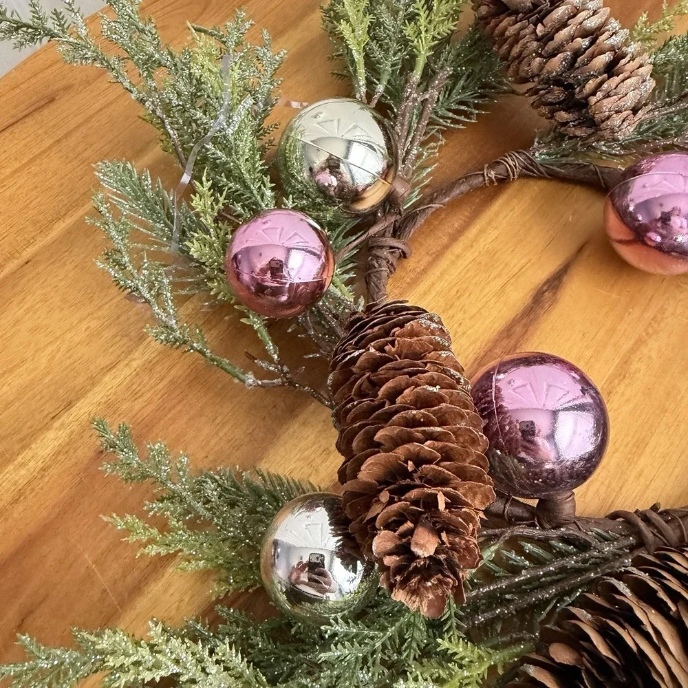 Bath Body Works 3 wick candle‎ ring holder Pink & Gold ornaments pinecone wreath